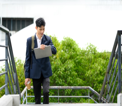 What is a Flashcard Tool for Career Learning?